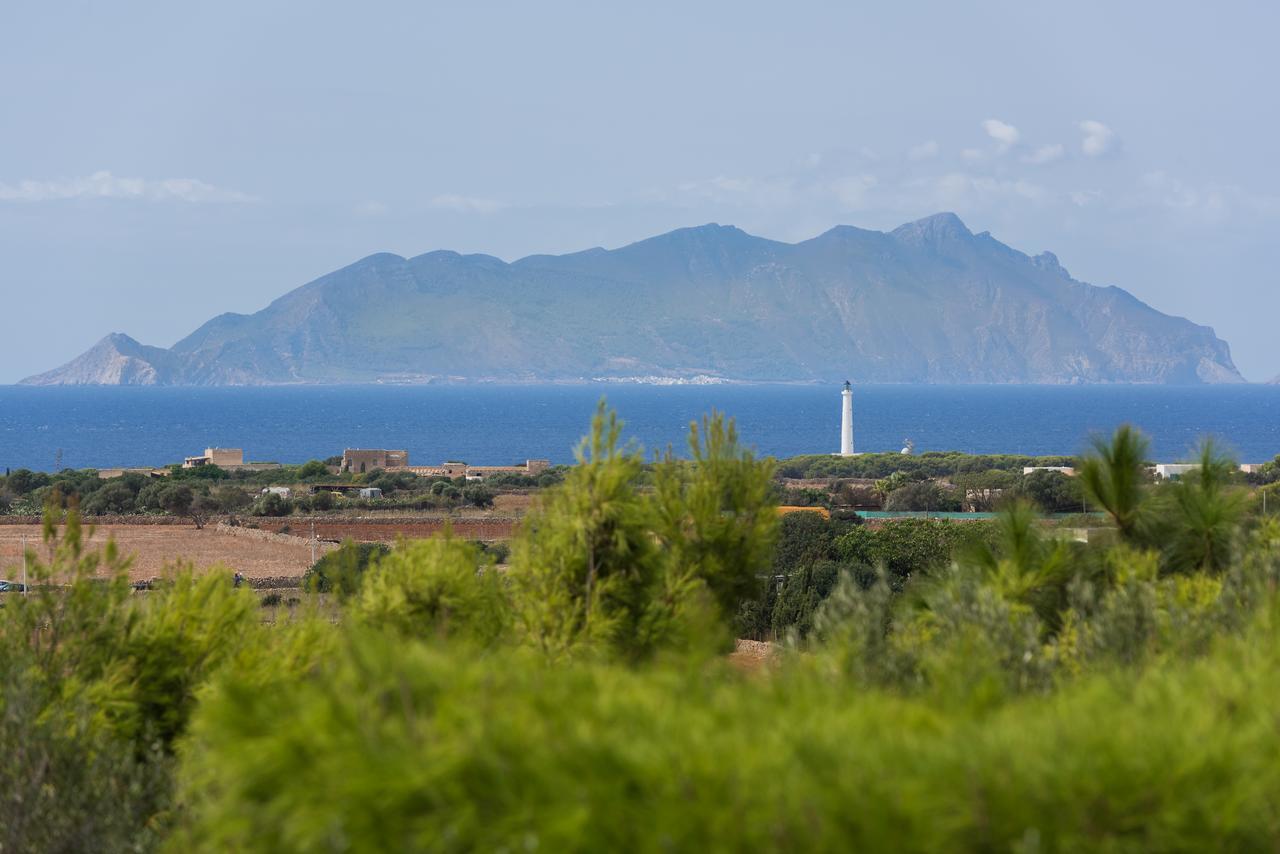 Dimora Dell'Olivastro Panzió Favignana Kültér fotó